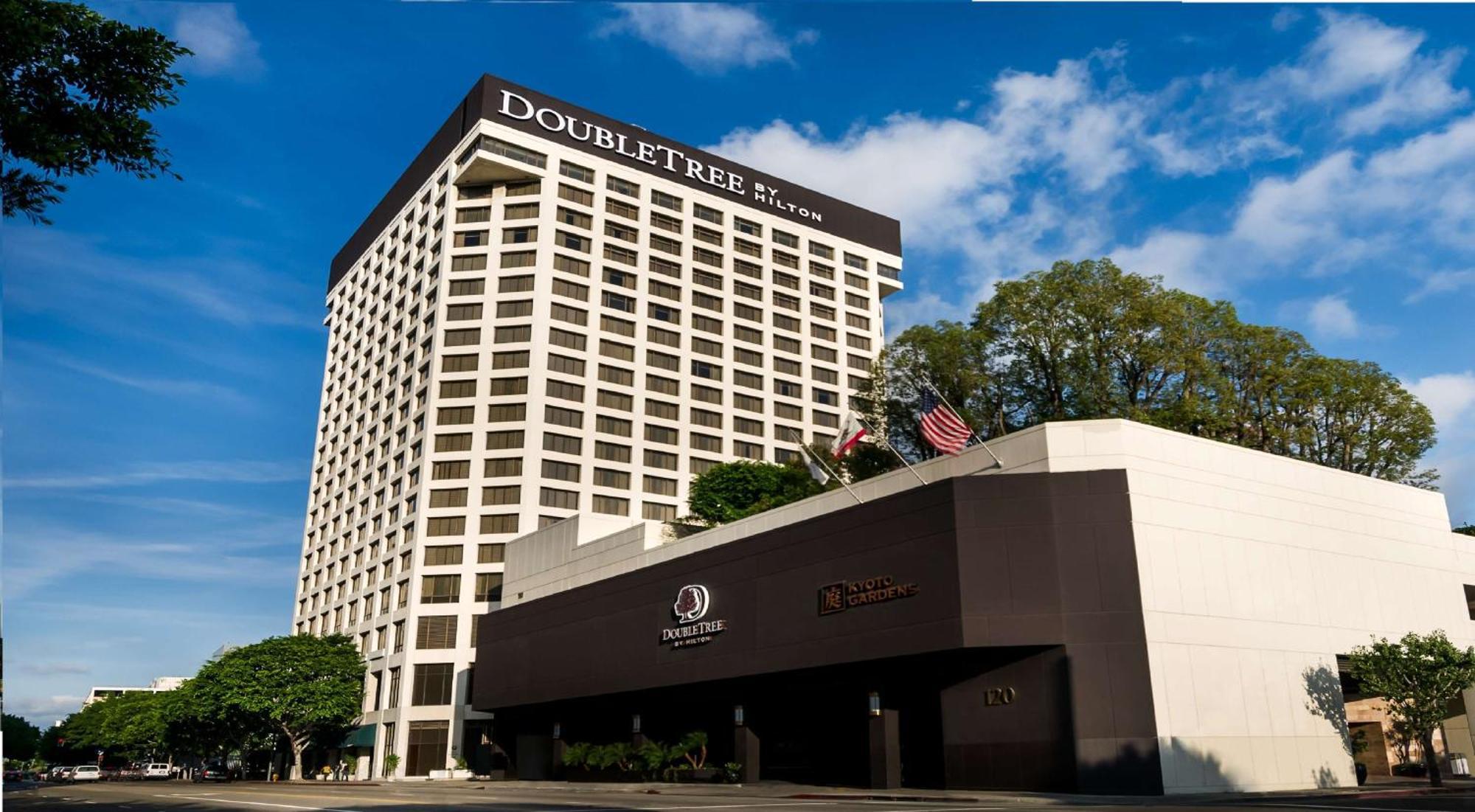 Doubletree By Hilton Los Angeles Downtown Exterior photo